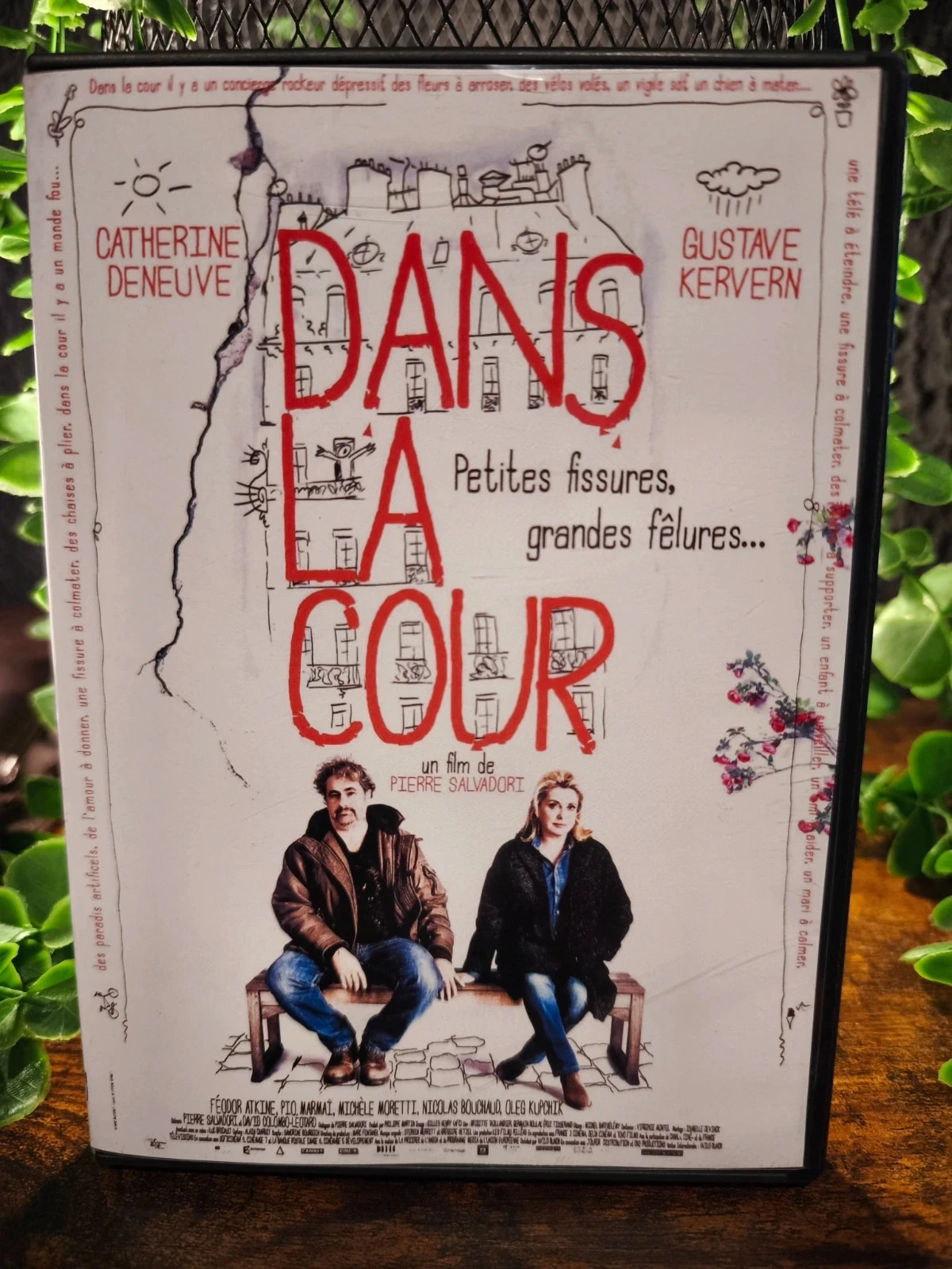 Dans la cour